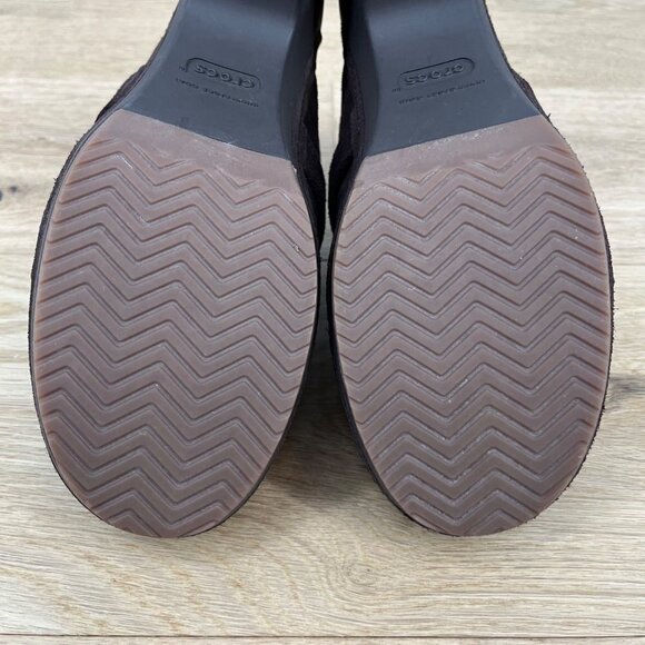 Crocs Womens Sarah Triple Comfort Mule Clog Slip On Shoes Size 7 Dark Brown EUC - Picture 8 of 10